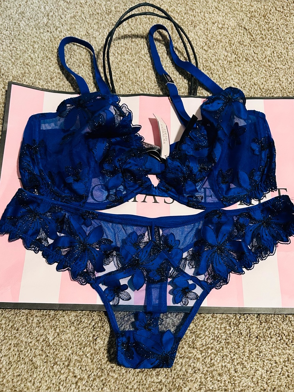 Victoria's Secret Royal Blue Floral Lace Bra & Thong Set